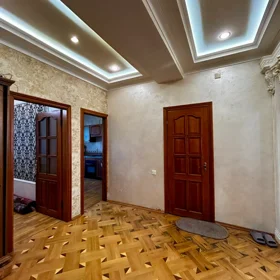 In Baku 100.0 m² apartment is for rent - Image 8