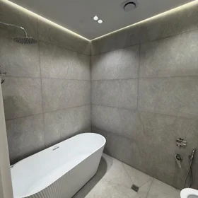 In Baku 148.0 m² apartment is for sale - Image 5