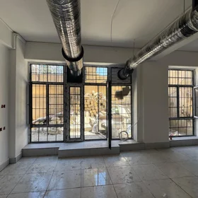 In Baku 250.0 m² commercial is for rent - Image 6