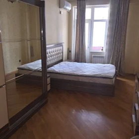 In Baku 135.0 m² apartment is for sale - Image 4