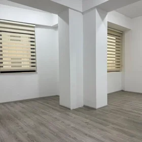 In Baku 250.0 m² office is for rent - Image 5