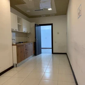 In Baku 250.0 m² office is for rent - Image 8