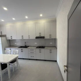 In Baku 87.0 m² apartment is for rent - Image 6