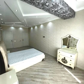 In Baku 120.0 m² apartment is for rent - Image 9