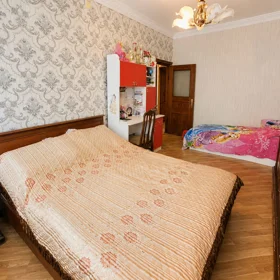 In Baku 75.0 m² apartment is for sale - Image 4