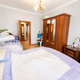 In Baku 75.0 m² apartment is for sale - Image 7
