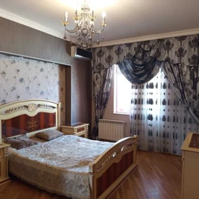 In Baku 90.0 m² apartment is for rent - Image 4