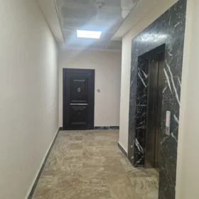 In Baku 138.0 m² apartment is for sale - Image 3