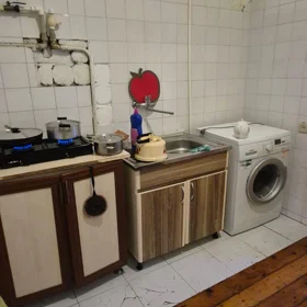 In Baku 90.0 m² apartment is for rent - Image 9