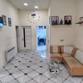 In Baku 60.0 m² commercial is for sale - Image 2
