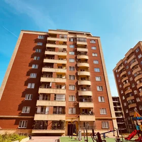 In Baku 350.0 m² apartment is for rent - Image 6