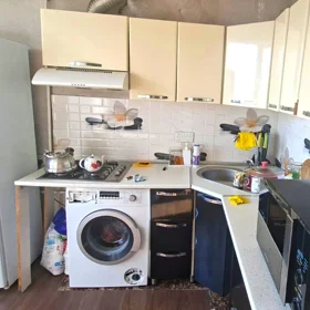 In Baku 60.0 m² apartment is for sale - Image 2
