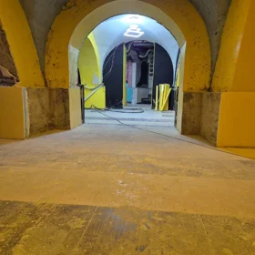 In Səbail rayonu 200.0 m² commercial is for rent - Image 6
