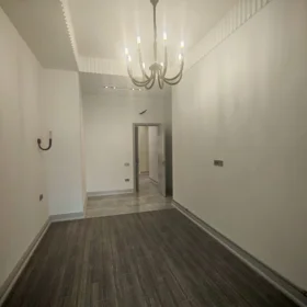 In Baku nan m² apartment is for sale - Image 3