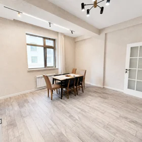 In Baku 130.0 m² apartment is for sale - Image 6