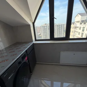 In Baku 65.0 m² apartment is for rent - Image 9