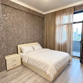 In Baku 70.0 m² apartment is for rent - Image 2