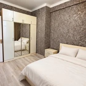 In Baku 70.0 m² apartment is for rent - Image 3