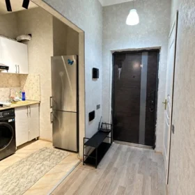 In Baku 70.0 m² apartment is for rent - Image 4