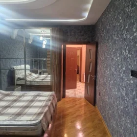 In Baku 110.0 m² apartment is for rent - Image 7