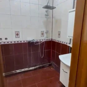 In Baku 100.0 m² apartment is for rent - Image 8