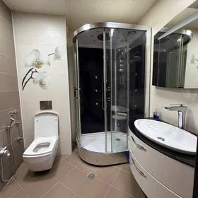 In Baku 90.0 m² apartment is for sale - Image 5
