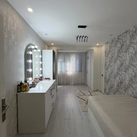 In Baku 80.0 m² apartment is for sale - Image 9