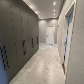 In Baku 100.0 m² apartment is for sale - Image 9