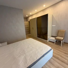 In Baku 180.0 m² apartment is for sale - Image 9