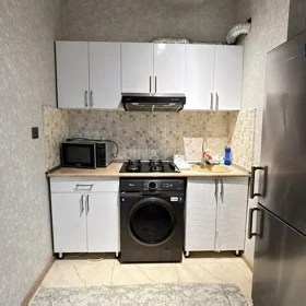 In Baku 65.0 m² apartment is for rent - Image 2