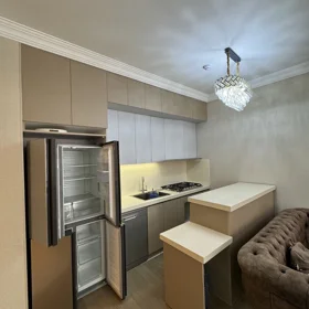 In Baku 80.0 m² apartment is for rent - Image 3