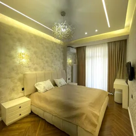 In Baku 105.0 m² apartment is for sale - Image 9