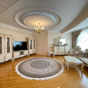 In Baku 170.0 m² apartment is for rent - Image 3