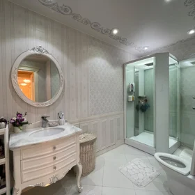 In Baku 170.0 m² apartment is for rent - Image 9