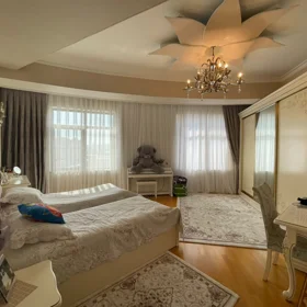 In Baku 170.0 m² apartment is for rent - Image 10
