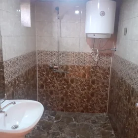 In Baku 60.0 m² apartment is for rent - Image 7