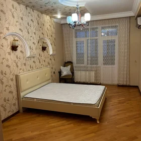 In Baku 130.0 m² apartment is for rent - Image 4