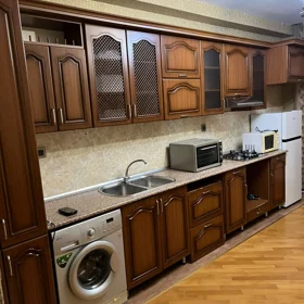 In Baku 130.0 m² apartment is for rent - Image 5
