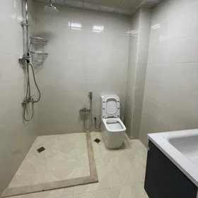 In Baku 95.0 m² apartment is for rent - Image 8