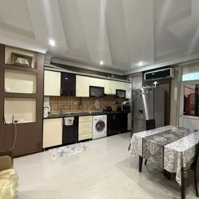 In Baku 97.0 m² apartment is for sale - Image 10