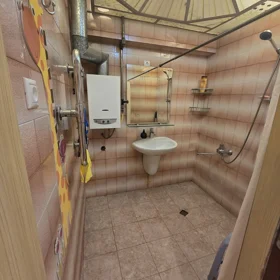 In Xətai rayonu 100.0 m² apartment is for rent - Image 2