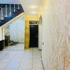 In Baku 160.0 m² house with 5.0 rooms is for rent - Image 8