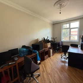 In Baku 140.0 m² apartment is for sale - Image 4