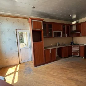 In Baku 140.0 m² apartment is for sale - Image 5