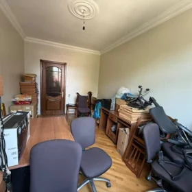 In Baku 140.0 m² apartment is for sale - Image 8