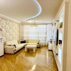 In Baku 130.0 m² apartment is for sale - Image 3