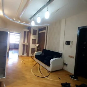 In Baku 115.0 m² apartment is for rent - Image 2