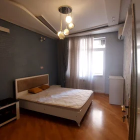 In Baku 115.0 m² apartment is for rent - Image 3