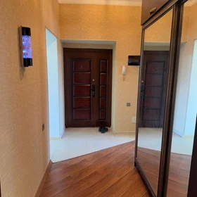 In Baku 90.0 m² apartment is for sale - Image 2
