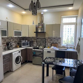 In Baku 90.0 m² apartment is for sale - Image 5